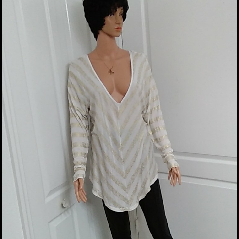 Very Low V-Neck Blouse size XL by Jennifer Lopez